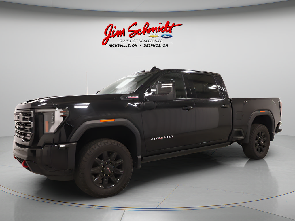 Used 2025 GMC Sierra 2500 AT4 w/ AT4 Premium Plus Package AWD/4WD image 2