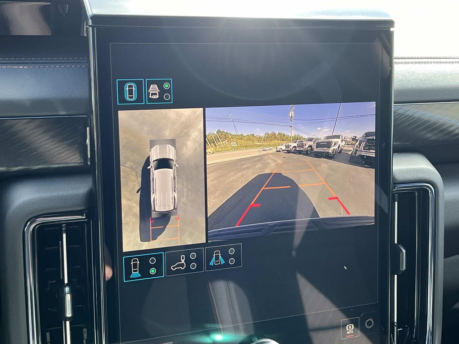 New 2026 GMC Yukon AT4 image 36
