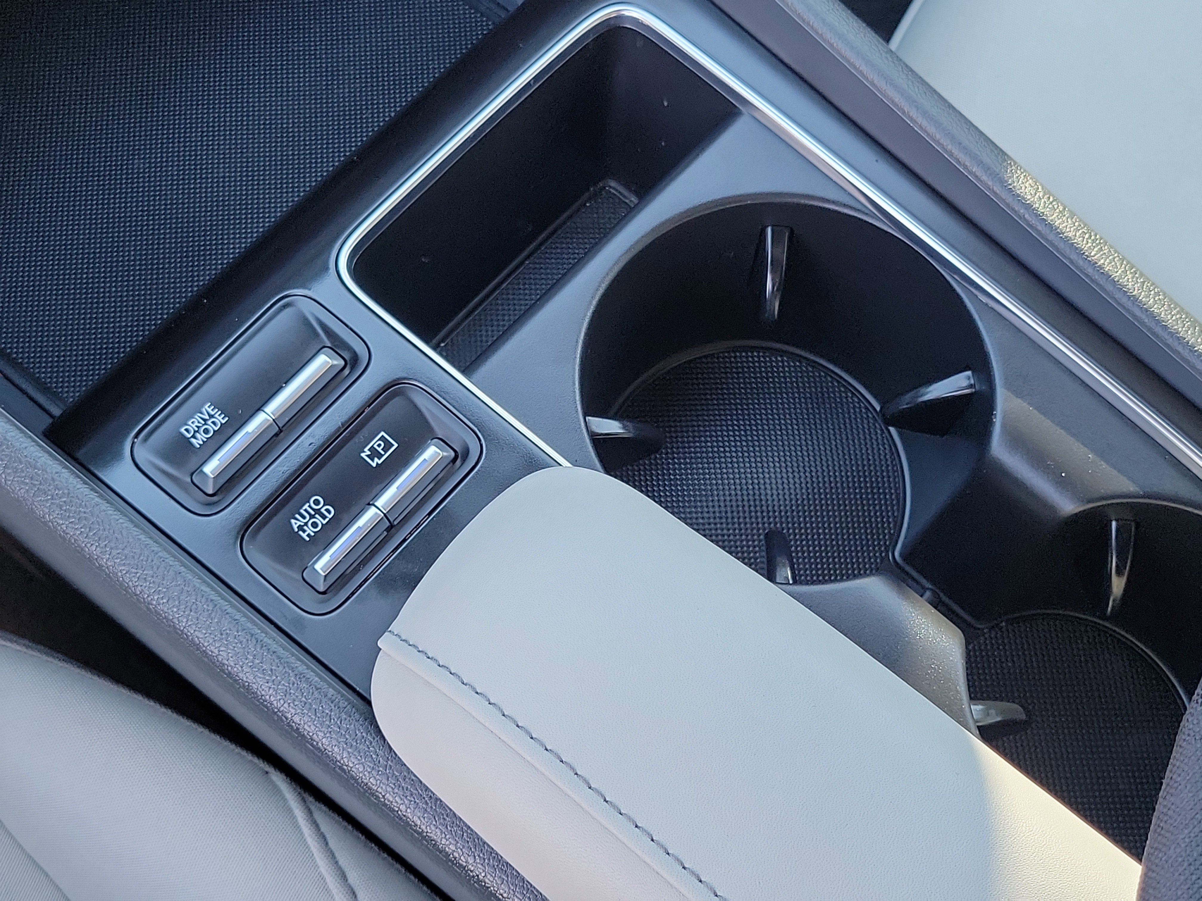 Certified 2025 Hyundai Sonata SEL AWD/4WD image 16