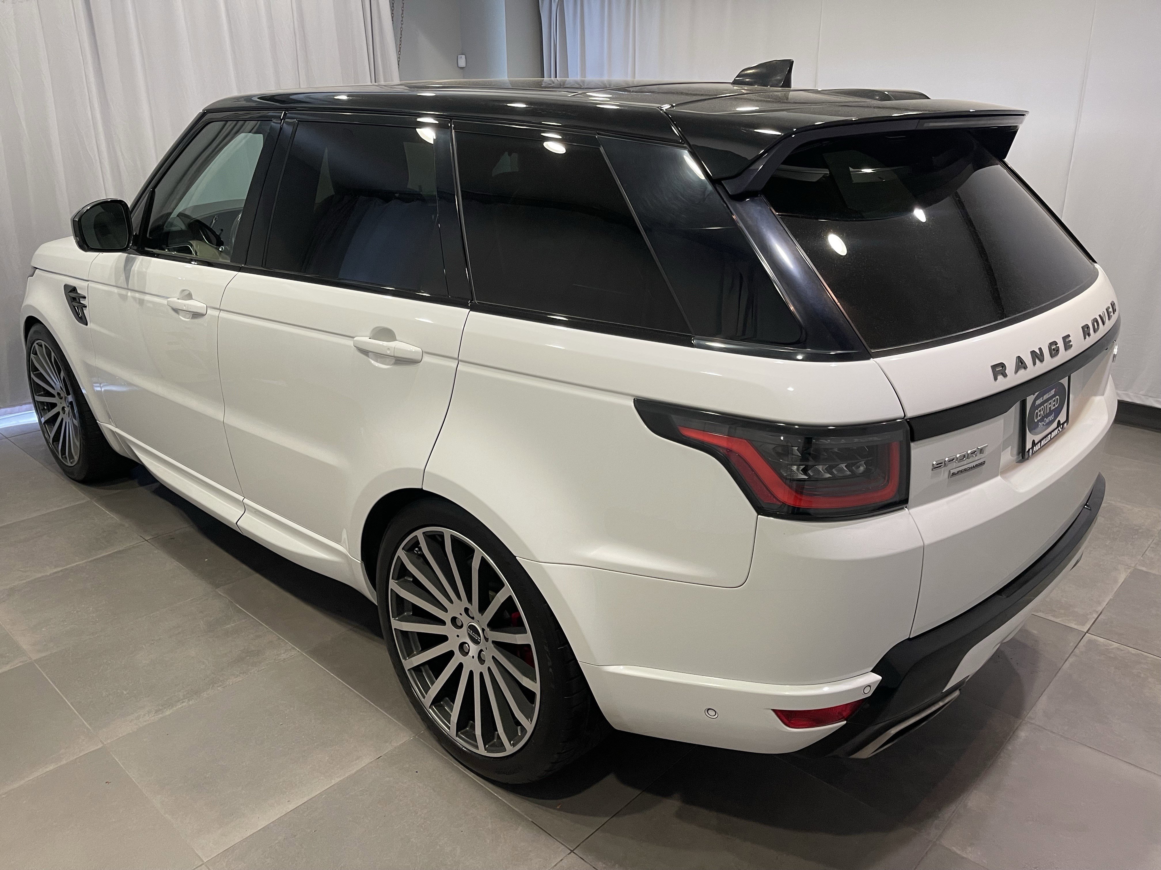 Used 2018 Land Rover Range Rover Sport Supercharged AWD/4WD image 4
