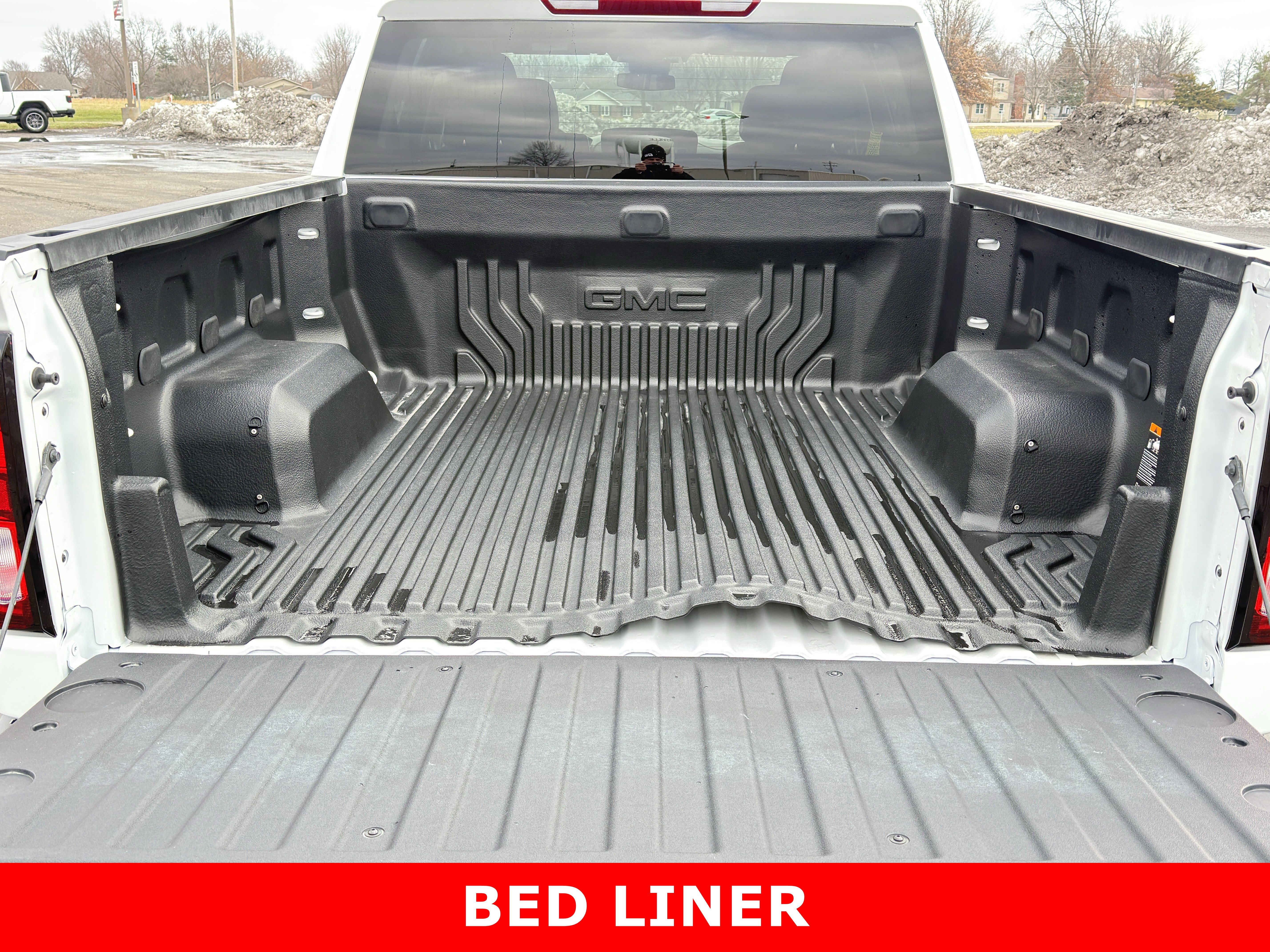 New 2026 GMC Sierra 1500 Pro w/ Graphite Edition image 9