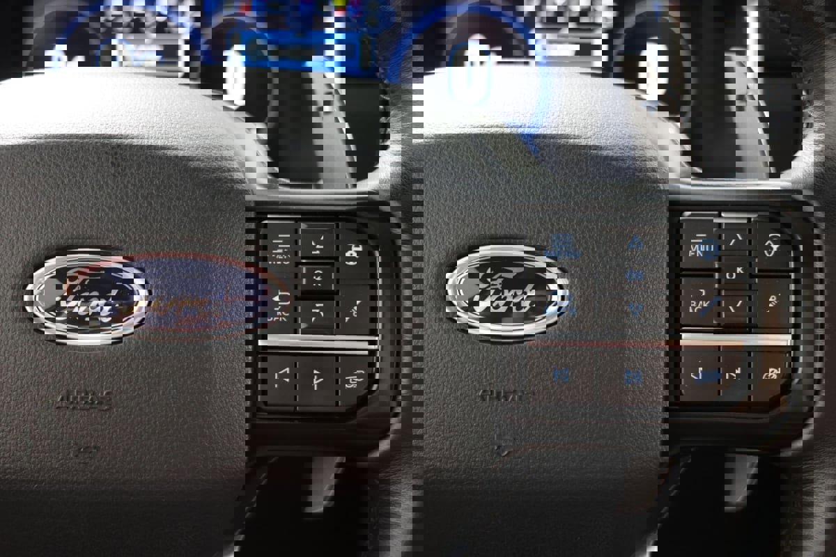 Used 2022 Ford F150 Raptor w/ Equipment Group 801A High AWD/4WD image 31