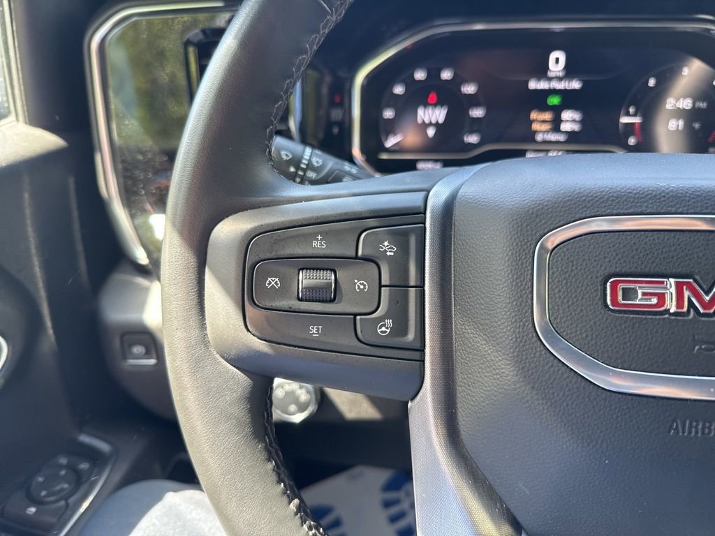 Used 2025 GMC Sierra 1500 SLE w/ Preferred Package AWD/4WD image 17