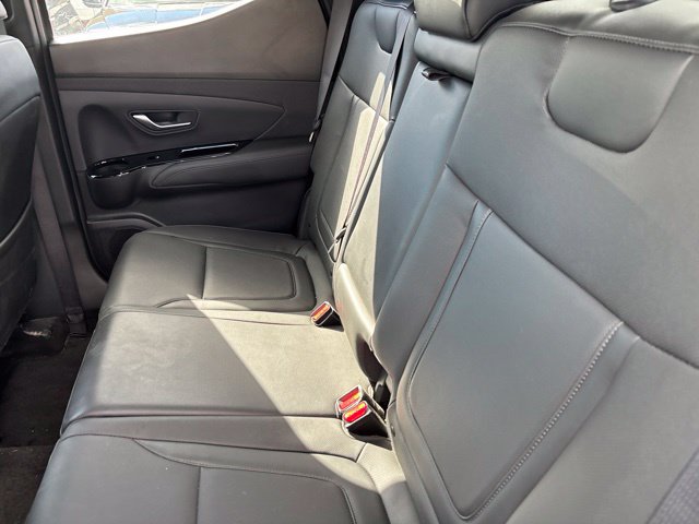 Used 2025 Hyundai Santa Cruz SEL FWD image 24