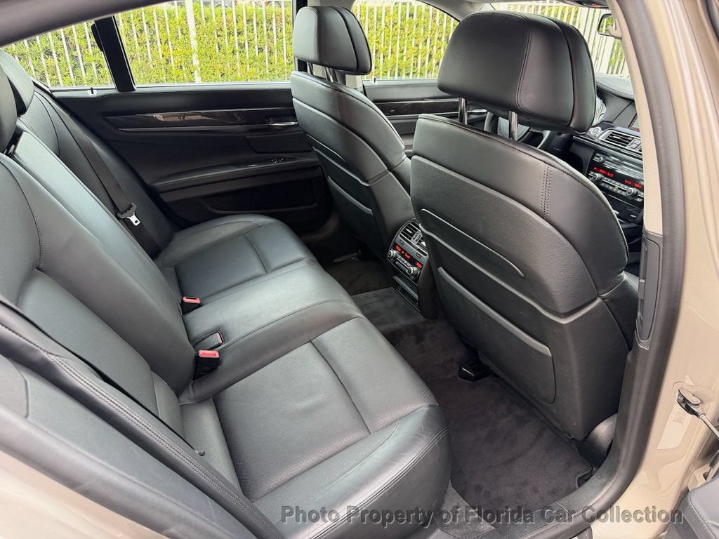 Used 2011 BMW 750i RWD image 41