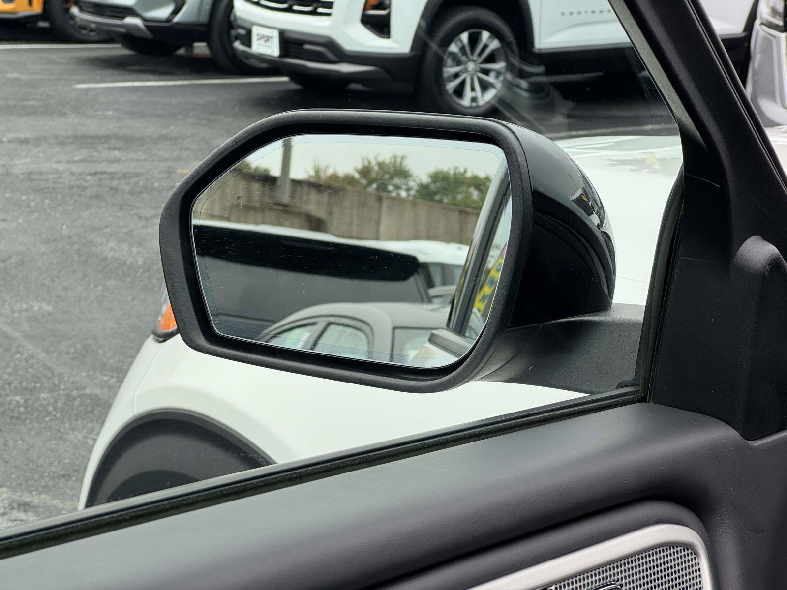 Used 2020 Ford Explorer Platinum AWD/4WD image 19