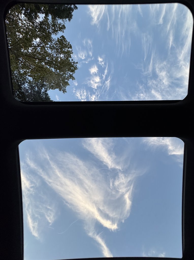 Used 2021 Mercedes-Benz GLC 300 4MATIC w/ AMG Line image 80