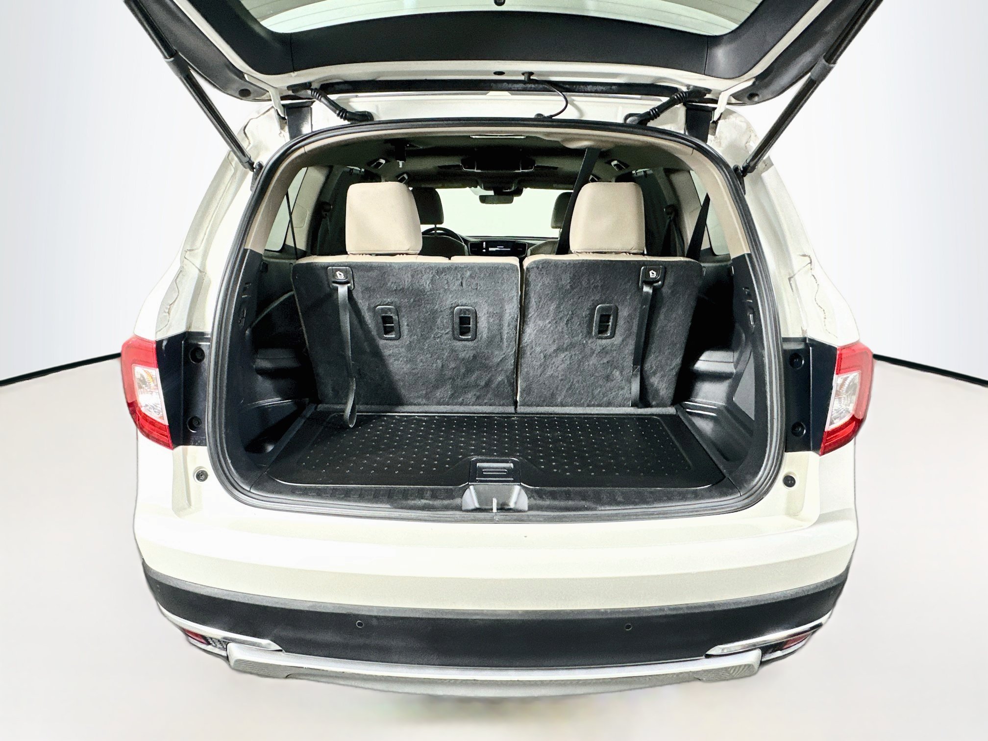 Used 2019 Honda Pilot Touring image 27