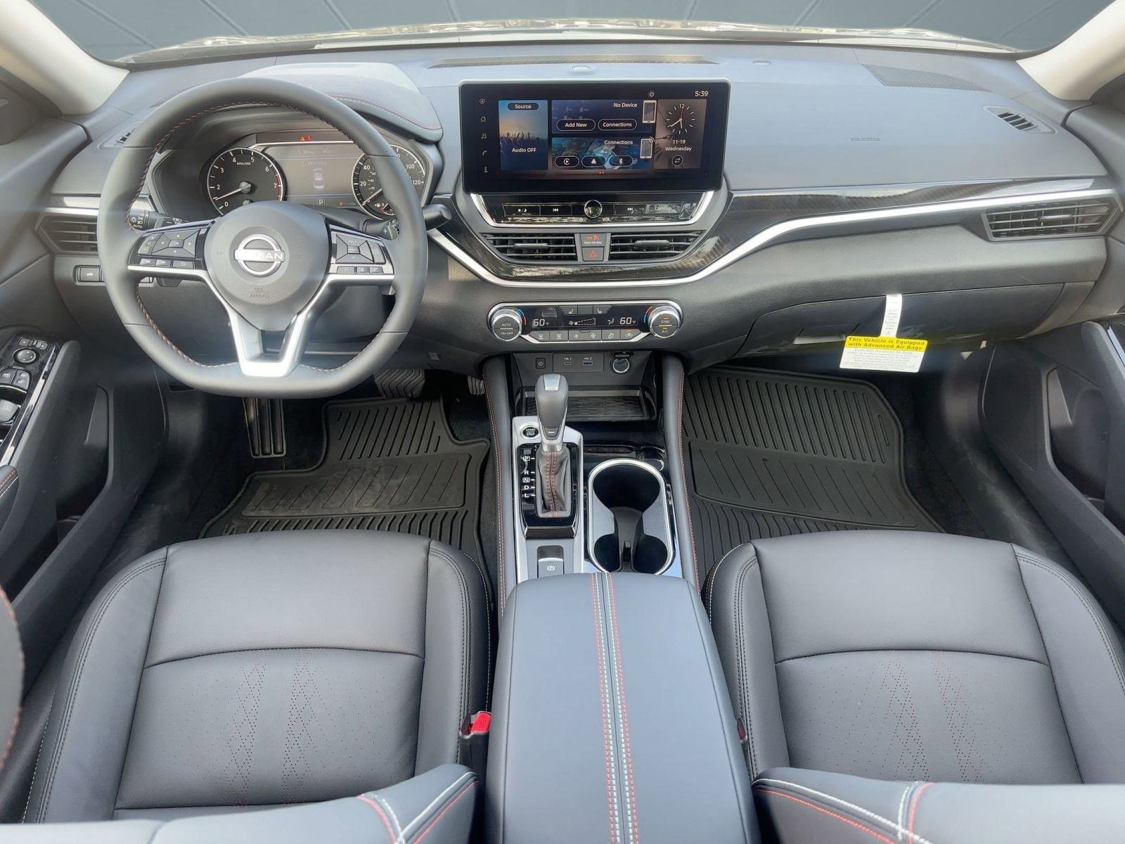 New 2025 Nissan Altima 2.5 SR w/ SR Premium Package image 17