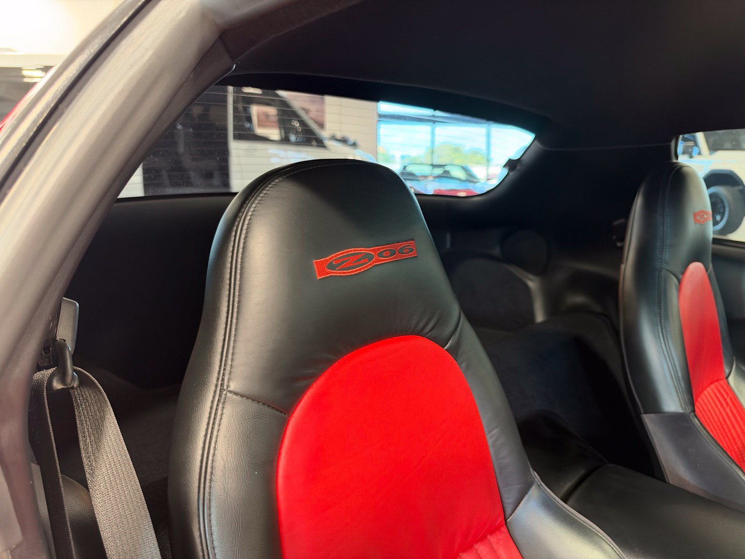 Used 2001 Chevrolet Corvette Z06 w/ Memory Pkg RWD image 29