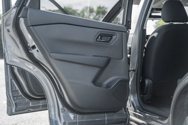 New 2026 Nissan Rogue S image 35