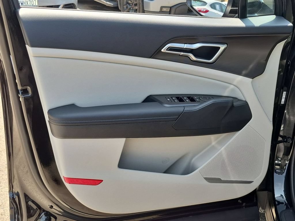 New 2027 Kia Sportage EX FWD image 23