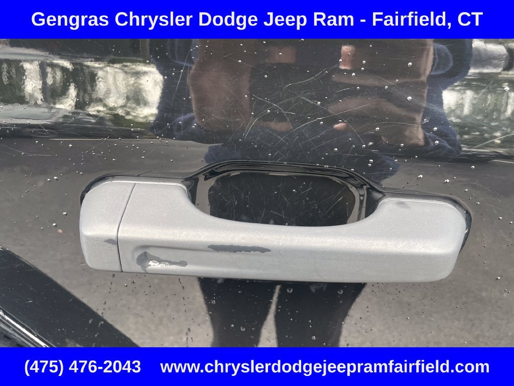 Certified 2024 Jeep Wrangler Unlimited w/ Convenience Group AWD/4WD image 26