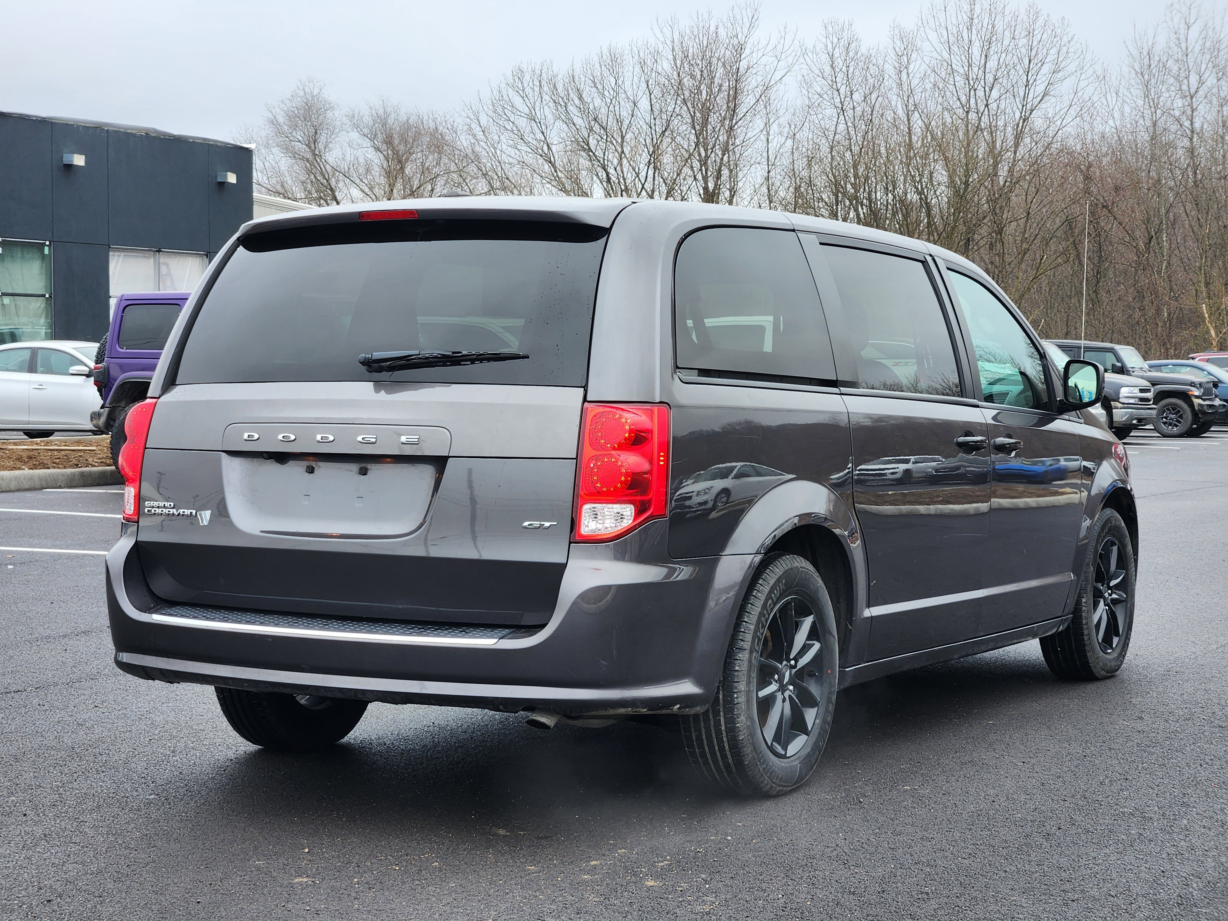 Used 2020 Dodge Grand Caravan GT image 12