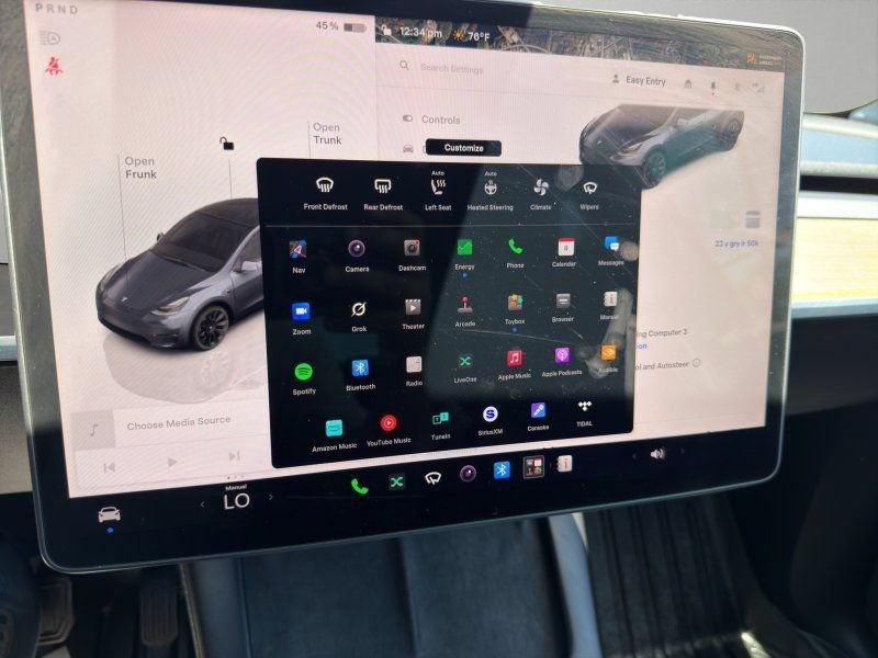 Used 2023 Tesla Model Y Long Range AWD/4WD image 17