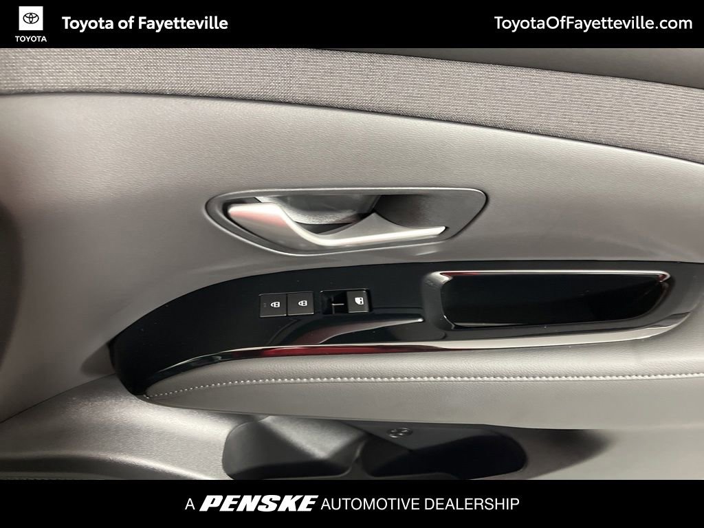 Used 2026 Hyundai Tucson Limited image 22
