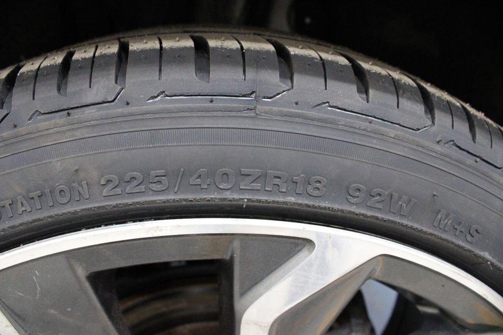 Used 2021 Toyota Corolla SE image 39