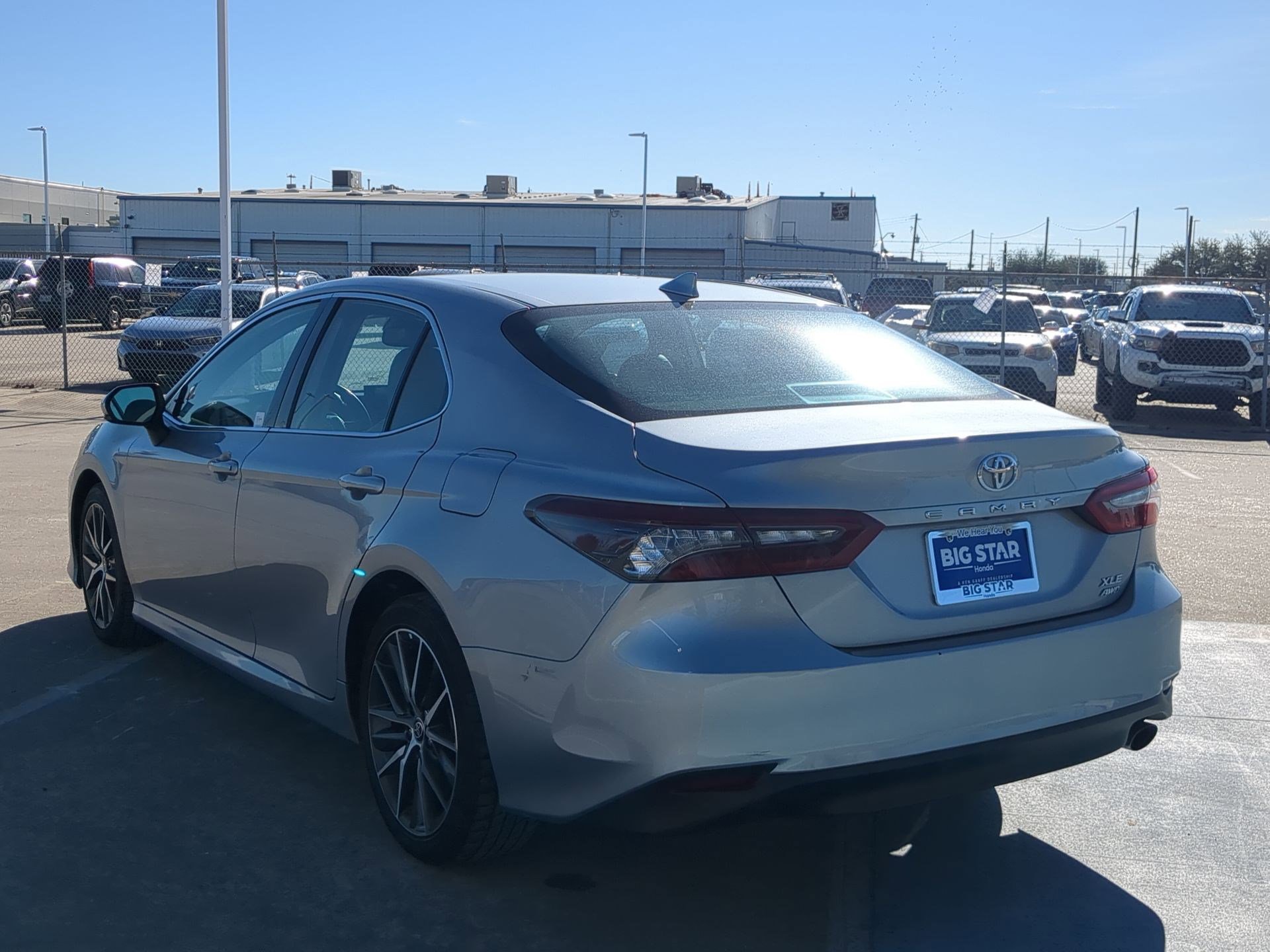 Used 2023 Toyota Camry XLE image 6