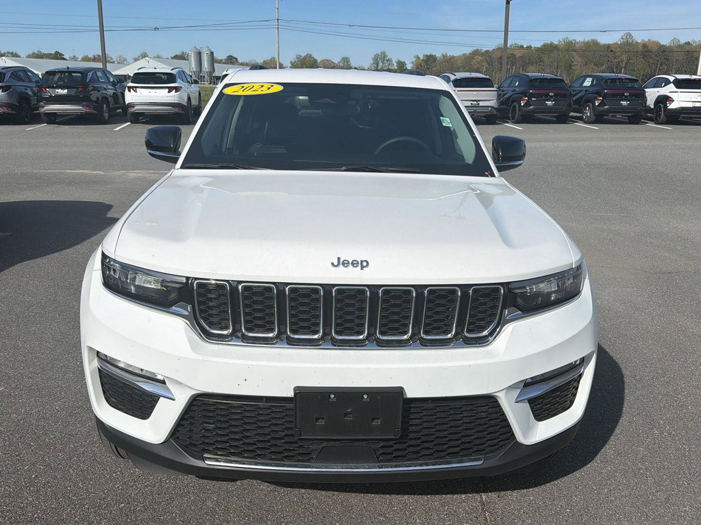 Used 2023 Jeep Grand Cherokee Limited image 7