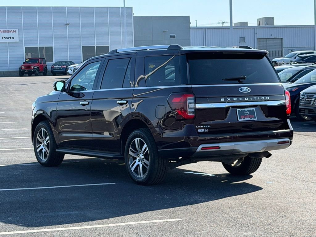 Used 2024 Ford Expedition Limited image 7
