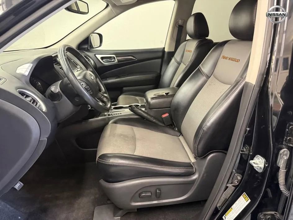 Used 2019 Nissan Pathfinder SV w/ Rock Creek Edition FWD image 10