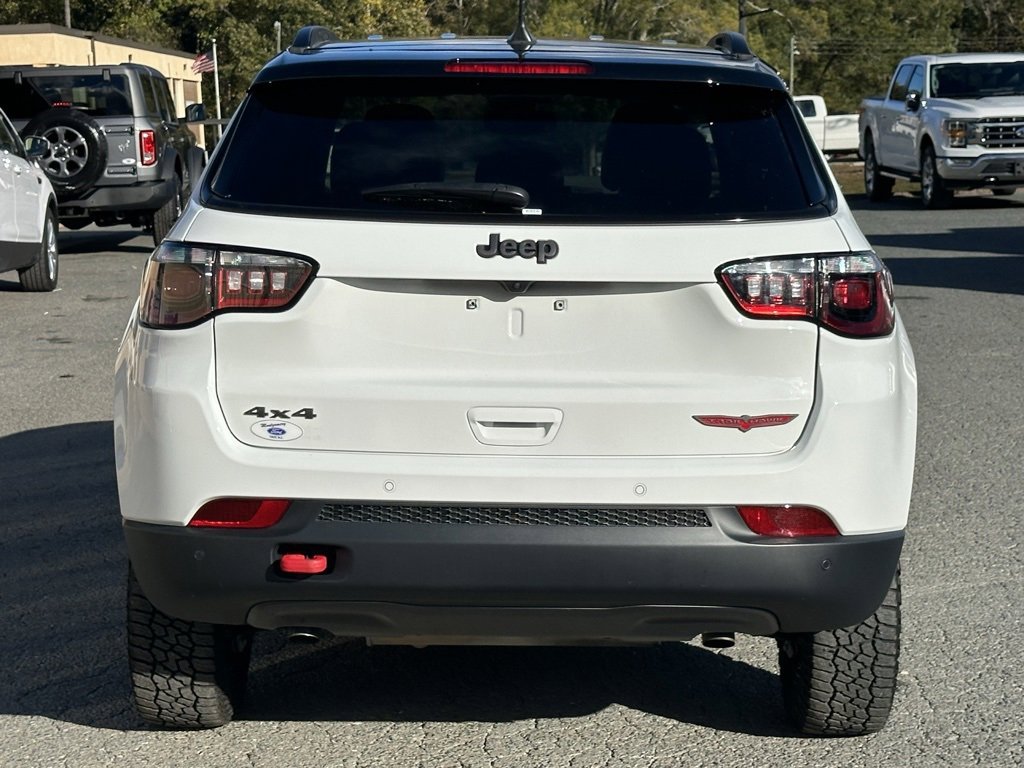 Used 2024 Jeep Compass Trailhawk image 8