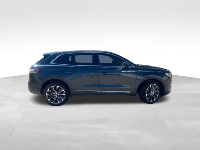 Used 2021 Lincoln Nautilus Reserve AWD/4WD image 12