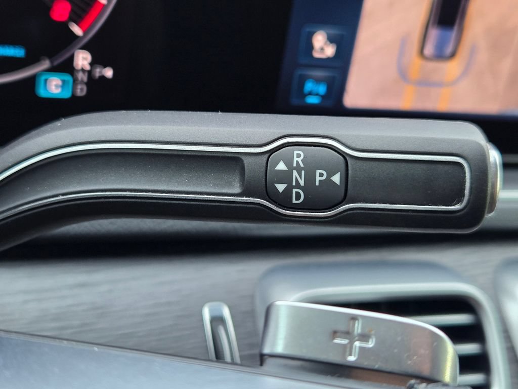 Used 2024 Mercedes-Benz GLS 450 4MATIC image 35