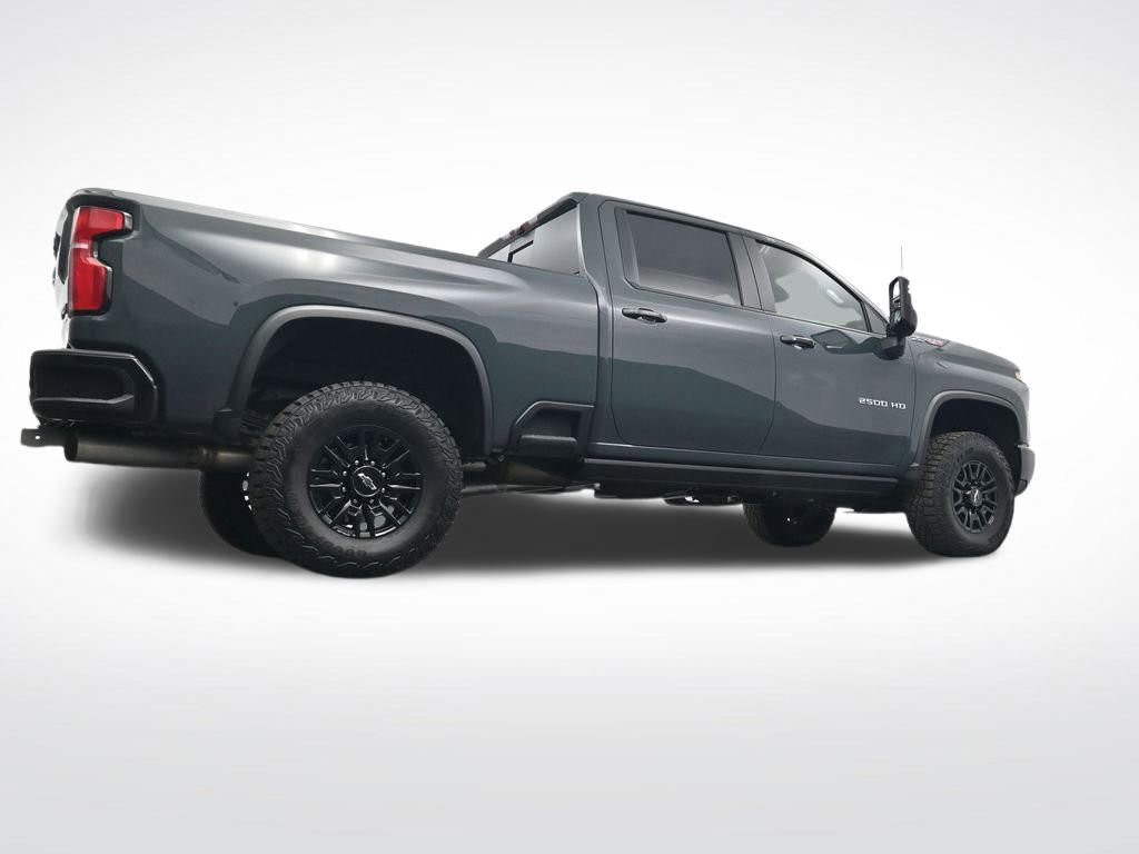 Used 2025 Chevrolet Silverado 2500 ZR2 w/ Technology Package image 33