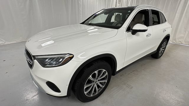 Used 2024 Mercedes-Benz GLC 300 4MATIC image 7