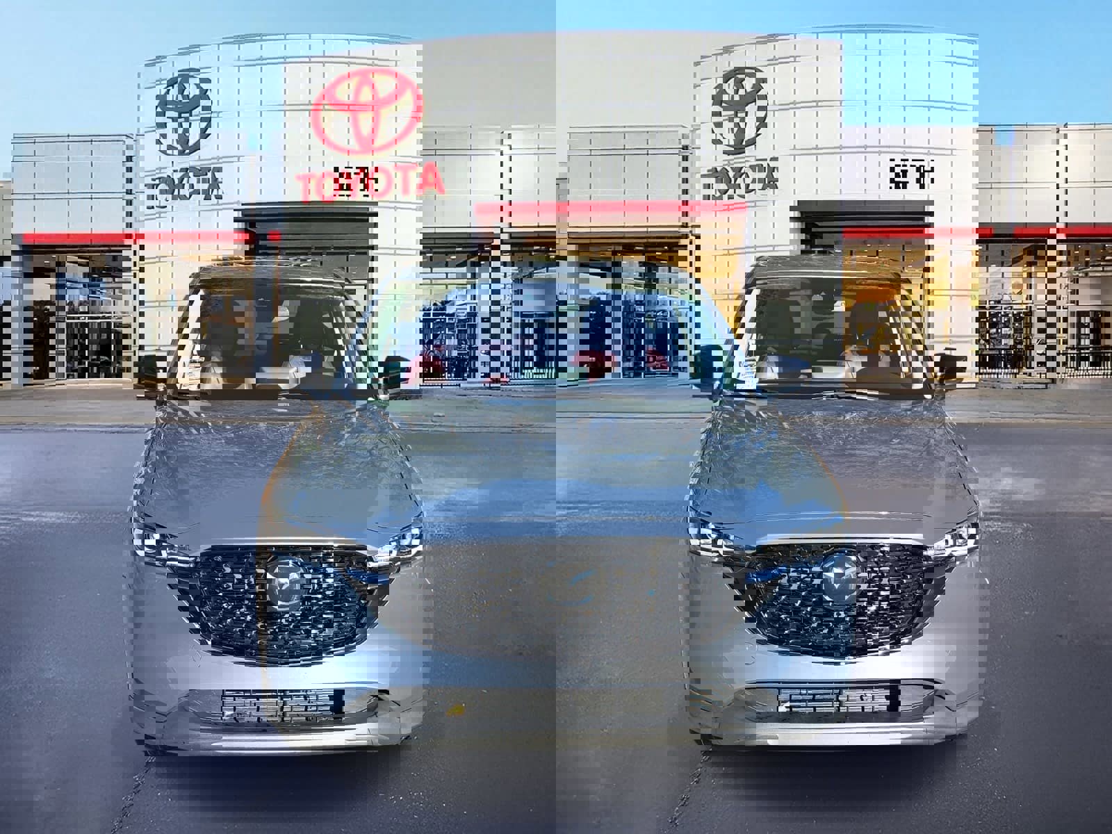 Used 2023 MAZDA CX-5 Carbon Edition image 2