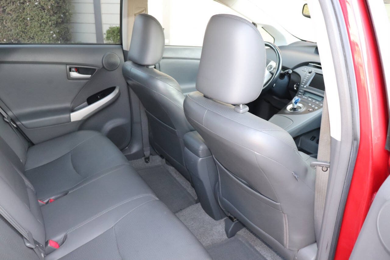 Used 2010 Toyota Prius Four w/ Navigation Pkg FWD image 27