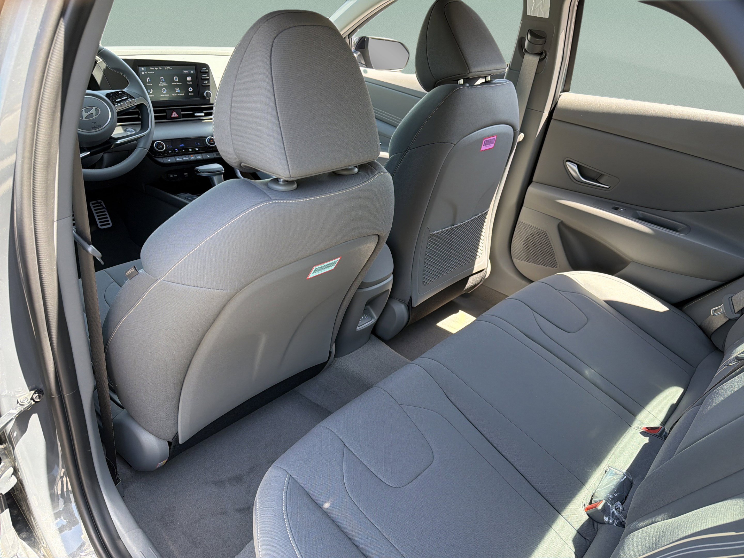 New 2026 Hyundai Elantra SEL Sport FWD image 10