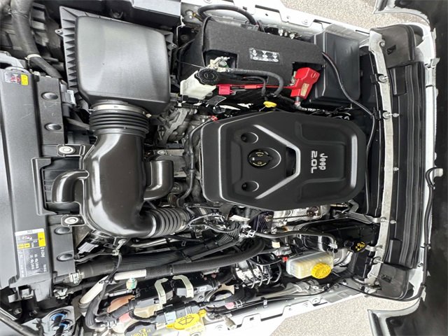 Used 2020 Jeep Wrangler Unlimited Sahara image 10