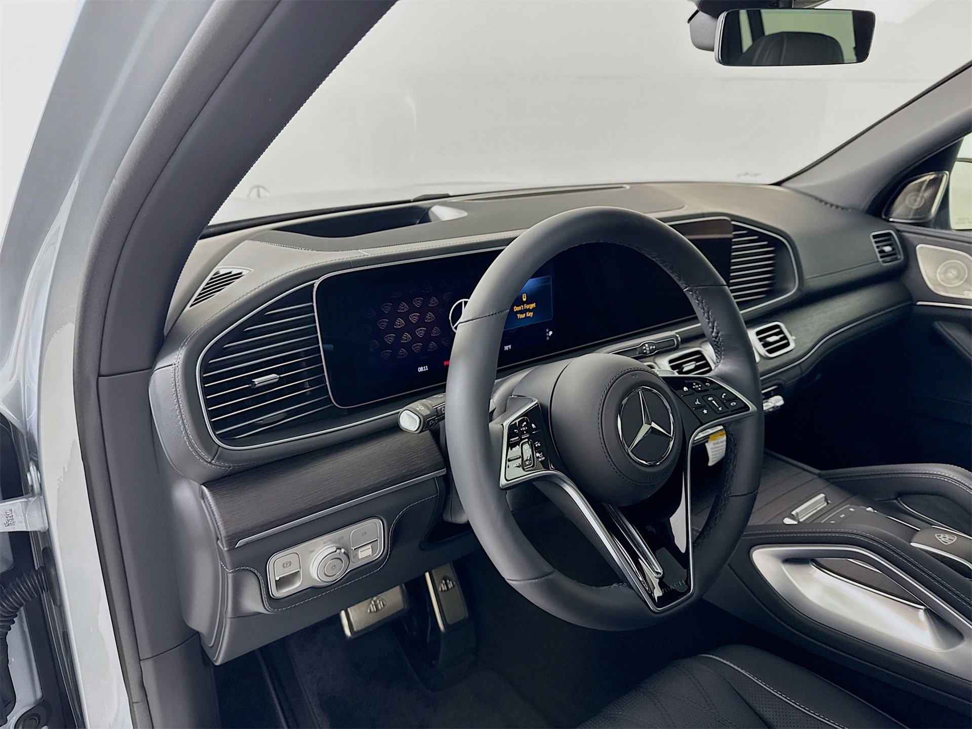 New 2026 Mercedes-Benz Maybach GLS 600 4MATIC image 10