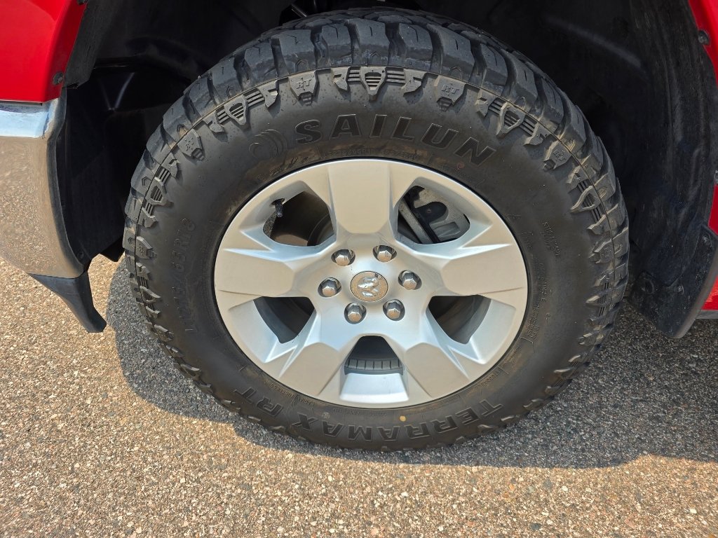Used 2020 RAM 1500 Big Horn AWD/4WD image 10
