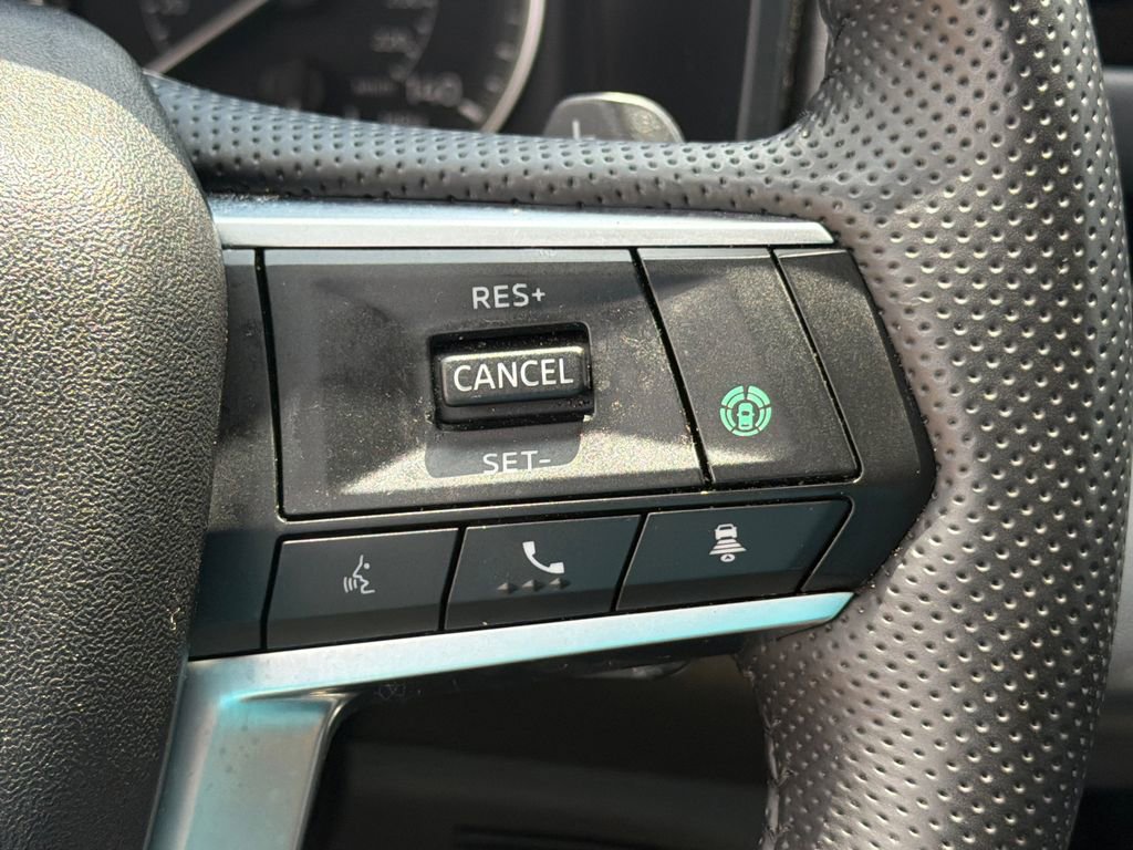 Used 2025 Mitsubishi Outlander SE FWD image 25