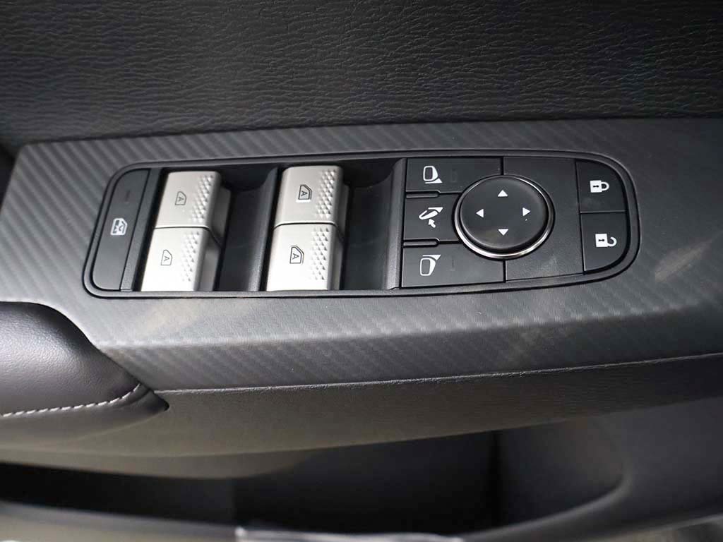 New 2026 Mitsubishi Outlander SE FWD image 37