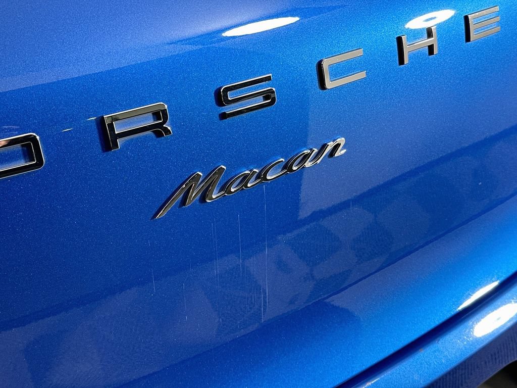 Used 2018 Porsche Macan AWD/4WD image 33