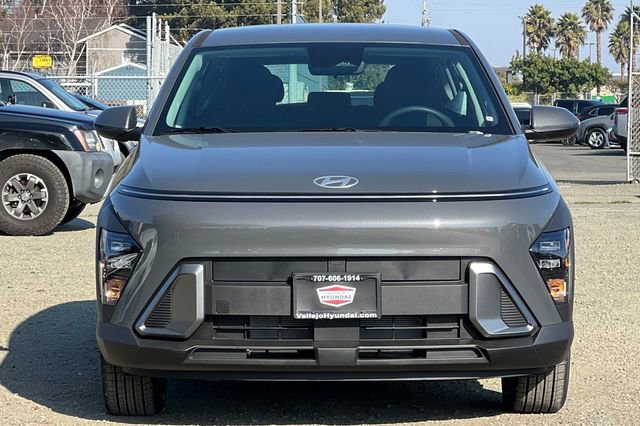 New 2026 Hyundai Kona SE image 3