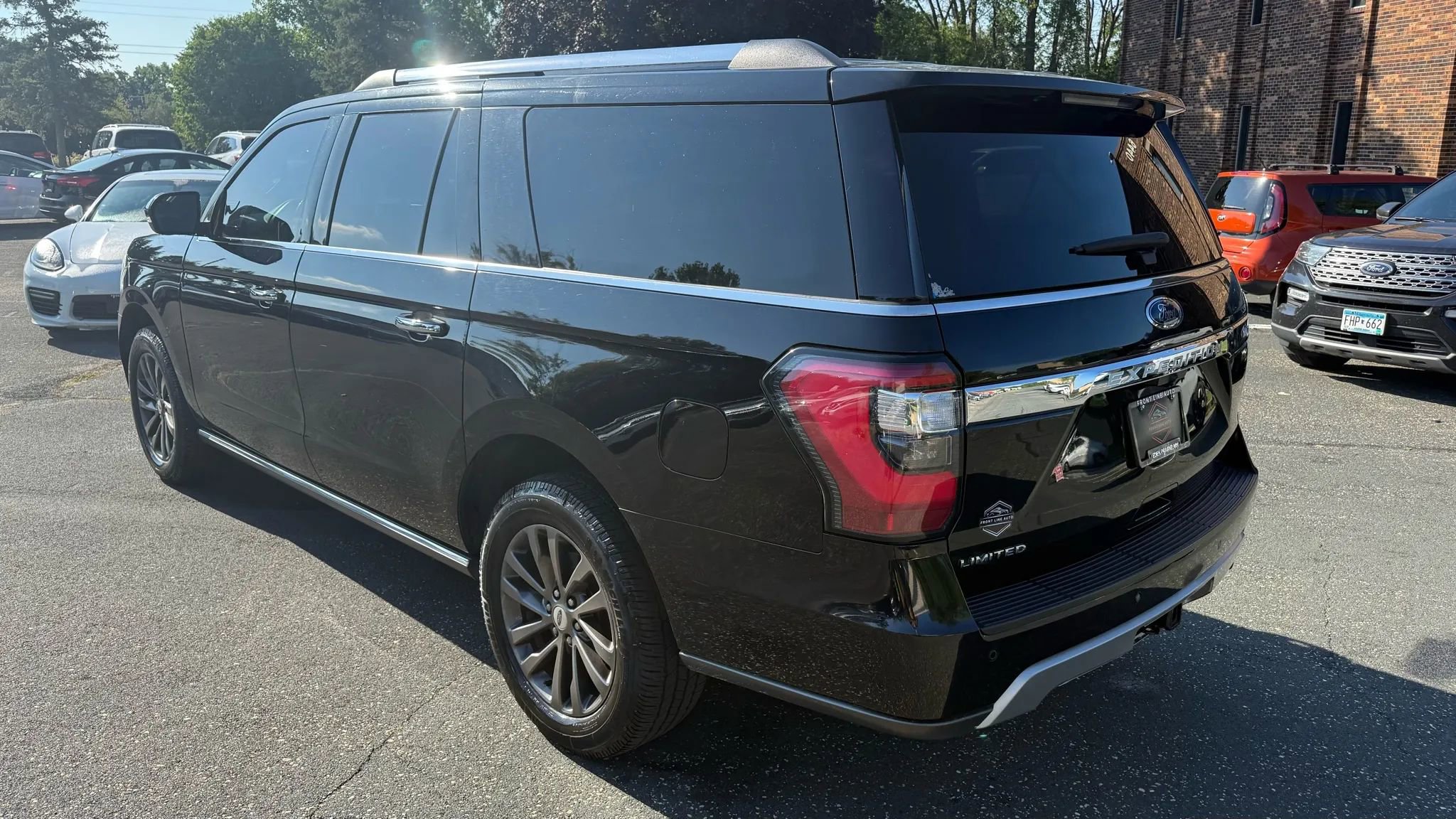 Used 2020 Ford Expedition Max Limited image 3