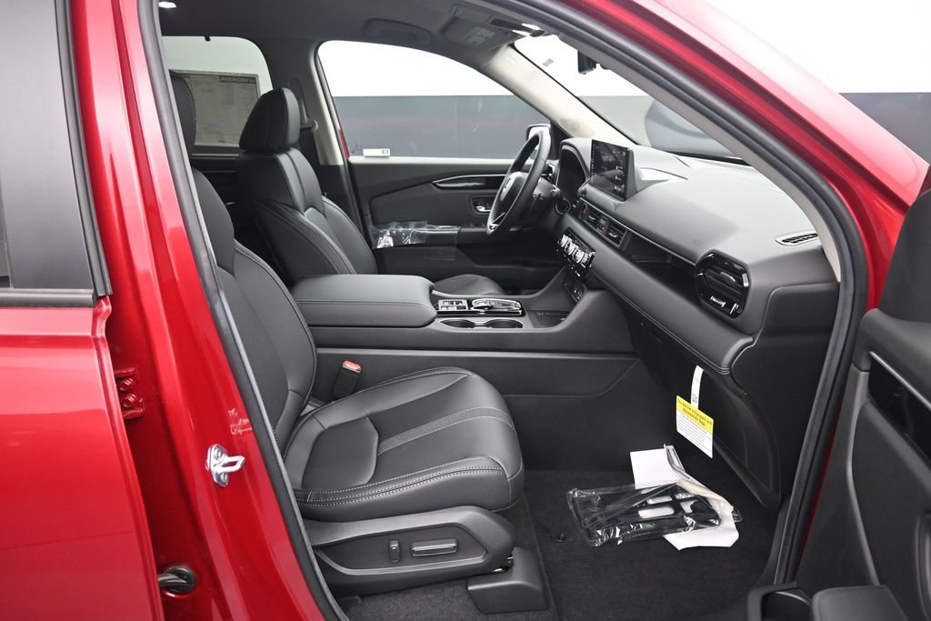 Certified 2026 Honda Pilot EX-L image 10