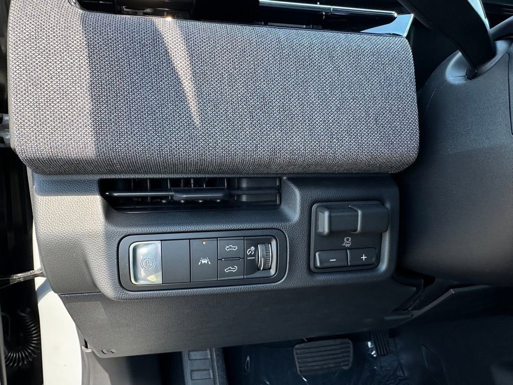 New 2026 GMC Sierra EV Elevation AWD/4WD image 24