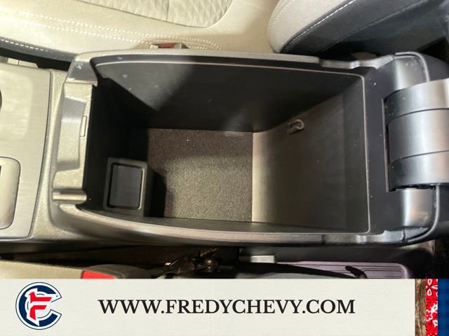 Used 2022 Ford Escape SE w/ Cold Weather Package image 19