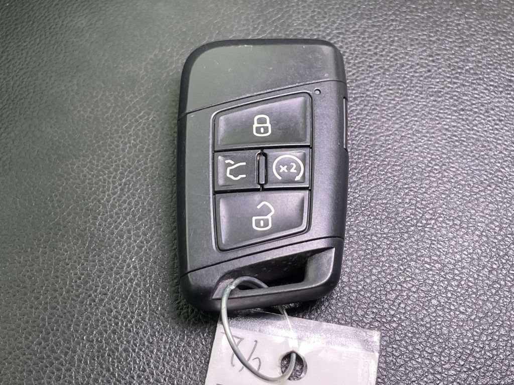 Used 2019 Volkswagen Atlas SEL Premium AWD/4WD image 46