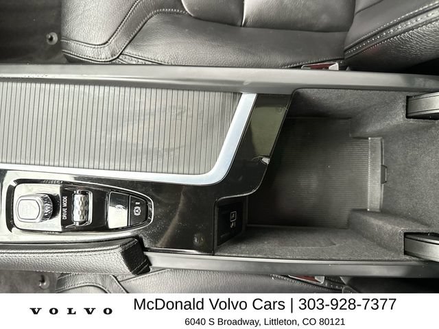 Used 2018 Volvo V90 T5 Cross Country w/ Convenience Package AWD/4WD image 21