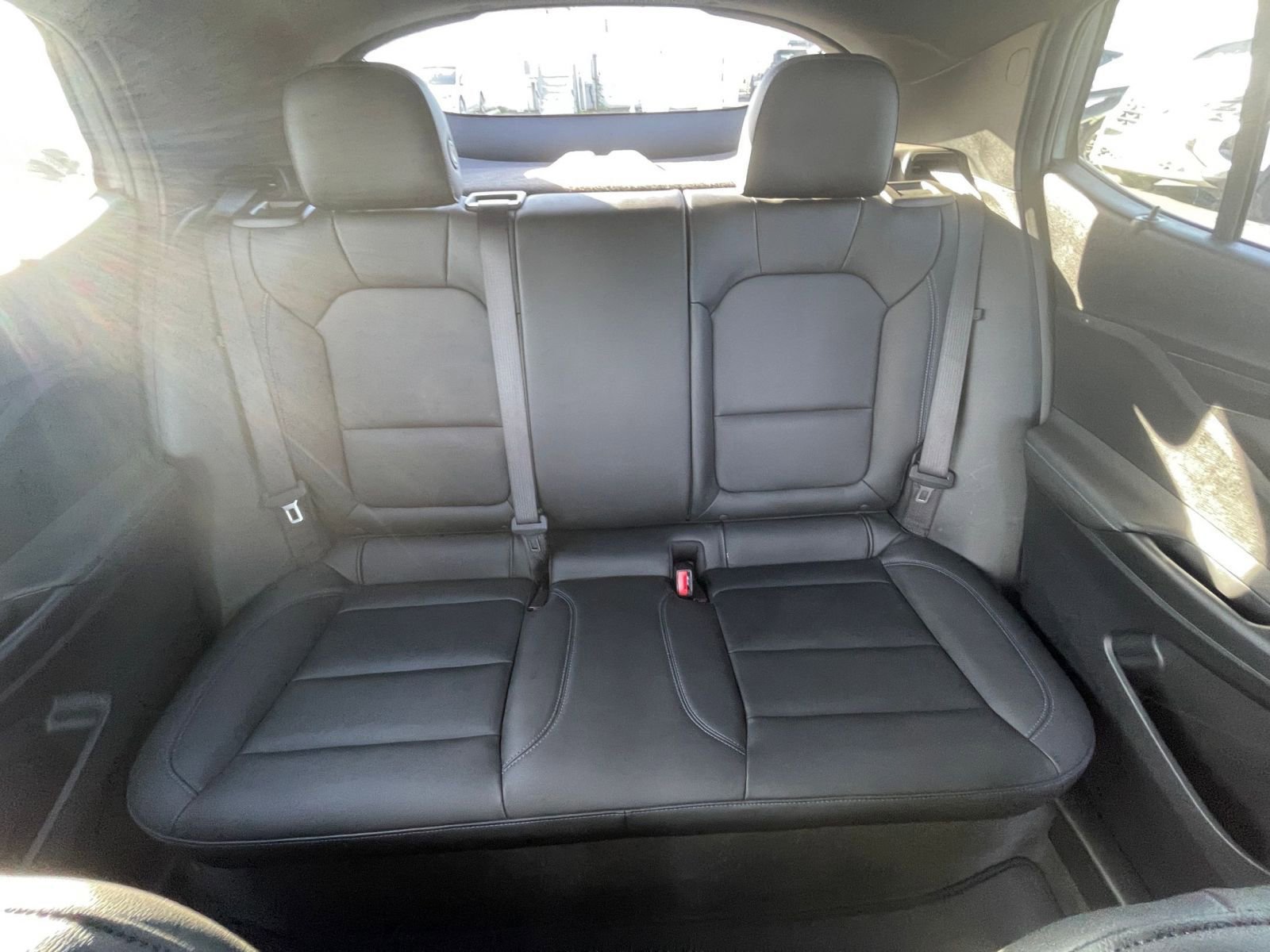 Used 2025 Buick Envista Sport Touring image 38