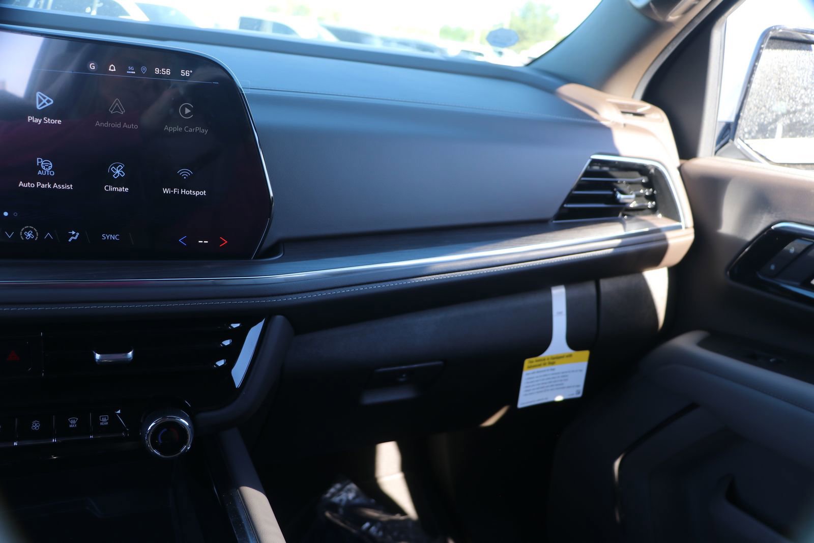 New 2026 Chevrolet Suburban LS image 27