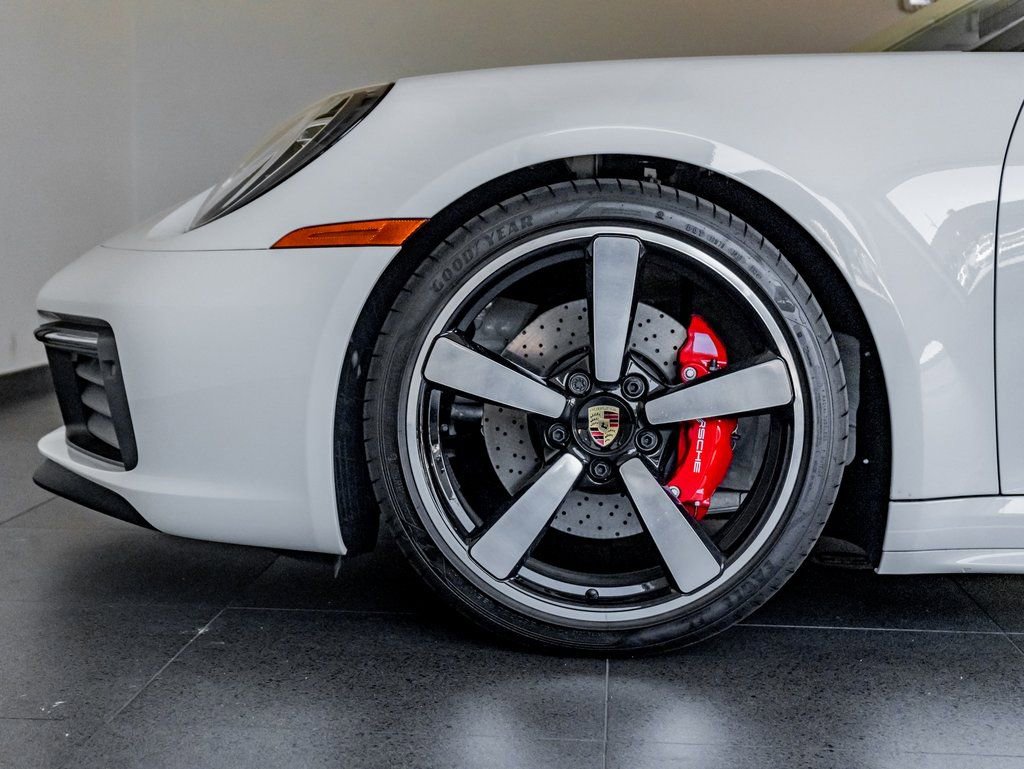 Certified 2024 Porsche 911 Carrera 4S image 10