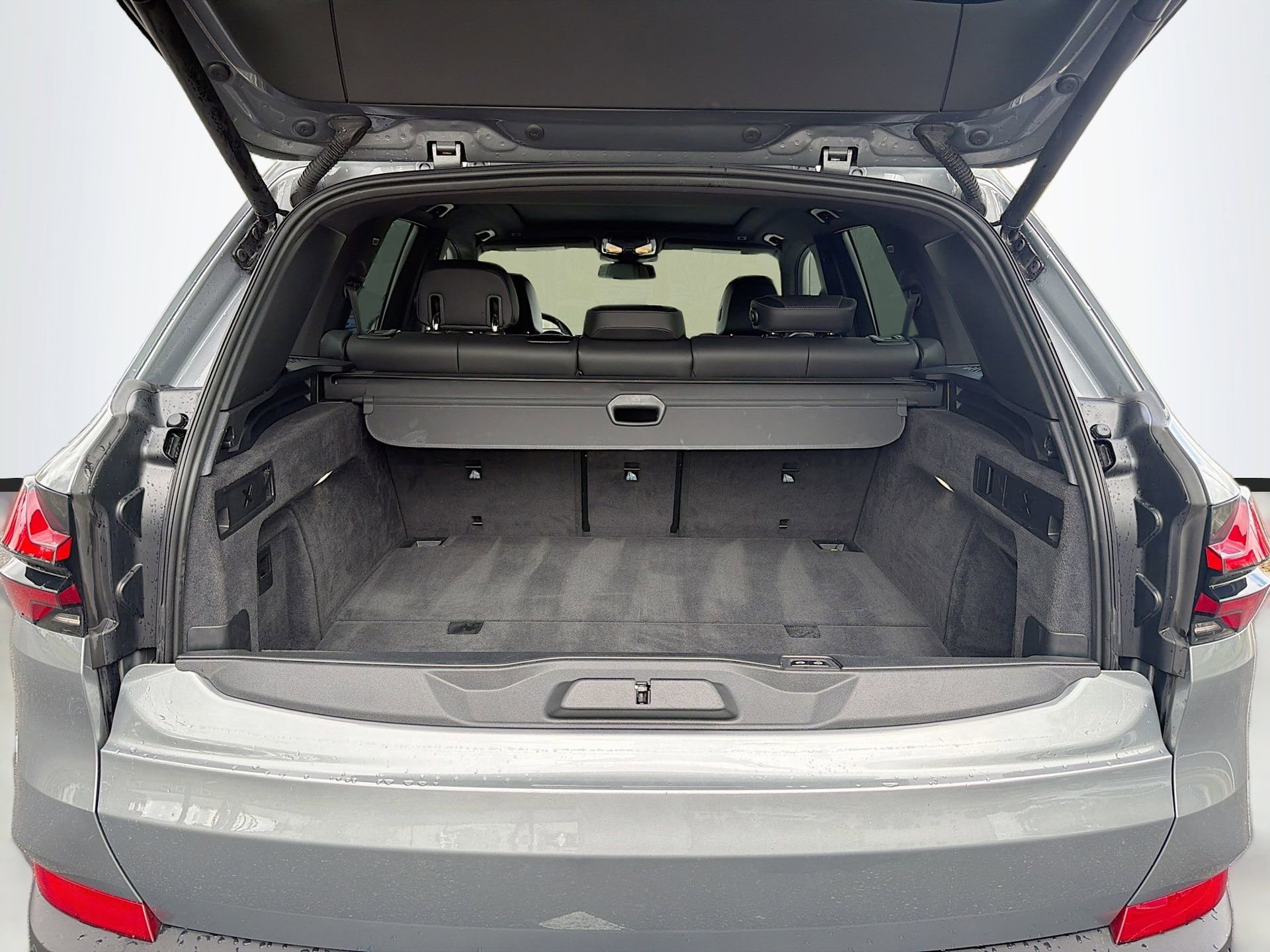 Certified 2025 BMW X5 xDrive50e image 13